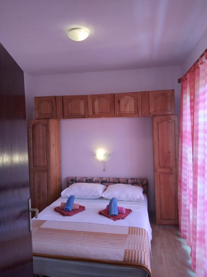 Apartments "Sun-Sea" ロパール エクステリア 写真